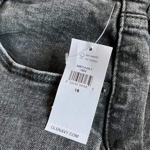 Old Navy Jeans - Picture 5 of 6